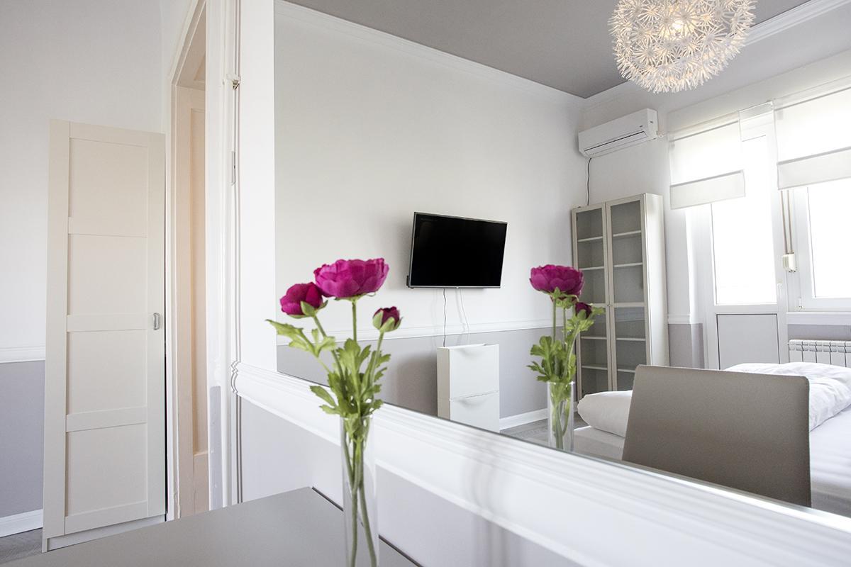Apartment Harizma Belgrad Exterior foto